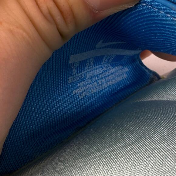 Nike Women's Blue Green Flip Flop Open Toe Size 5 - Picture 6 of 7